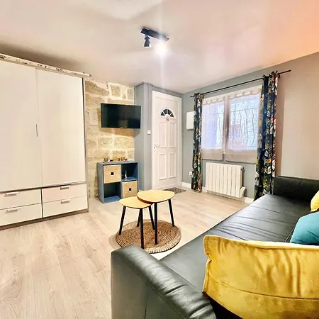 Du Clocher - Centre Historique, Cosy, Wifi, 2 Personnes Istres