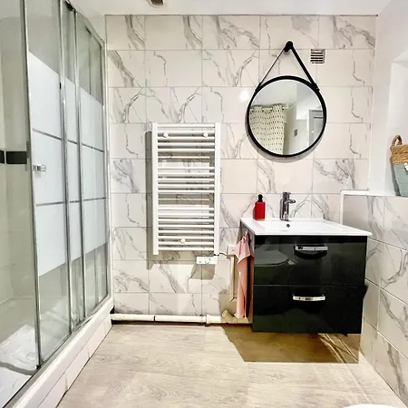 Du Clocher - Centre Historique, Cosy, Wifi, 2 Personnes Apartment *
