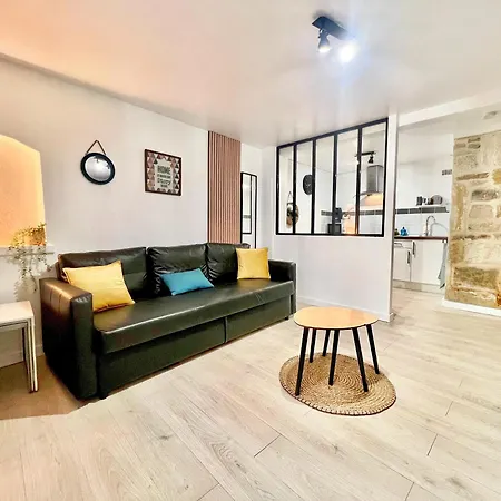 Du Clocher - Centre Historique, Cosy, Wifi, 2 Personnes Apartment Istres