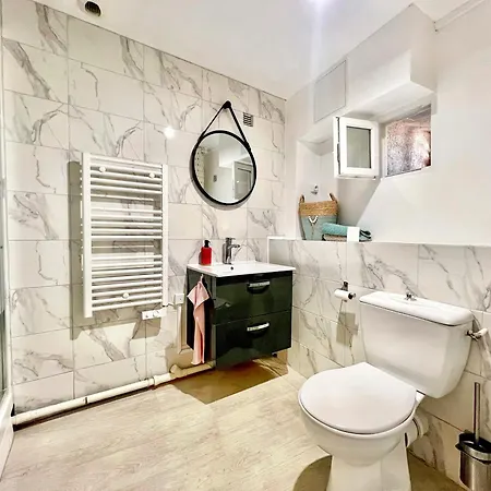 Du Clocher - Centre Historique, Cosy, Wifi, 2 Personnes Istres